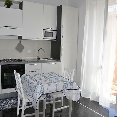 Il Nido Di Quarto Con Park Auto Macchine Piccole Segmento B เจนัว ภายนอก รูปภาพ