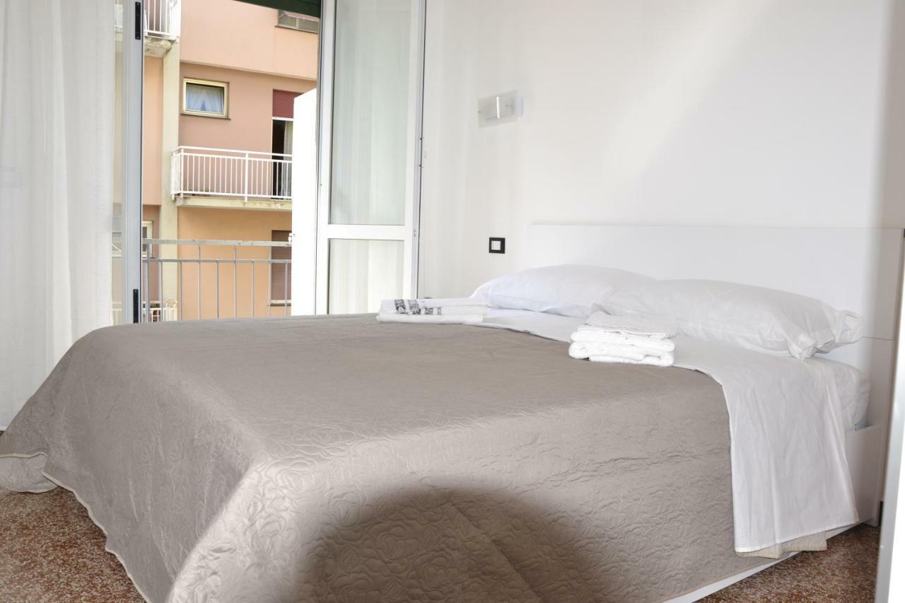 Il Nido Di Quarto Con Park Auto Macchine Piccole Segmento B เจนัว ภายนอก รูปภาพ