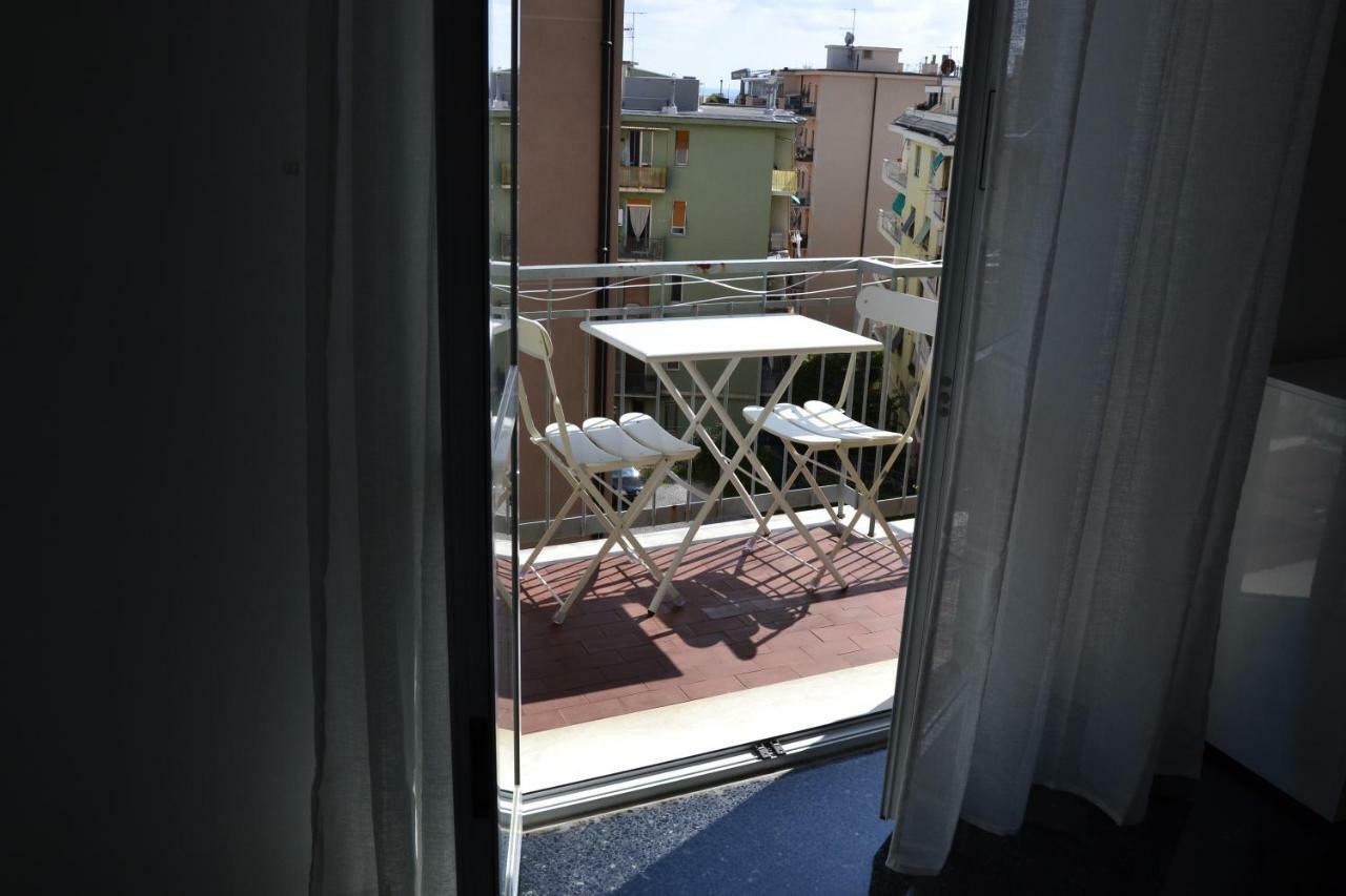 Il Nido Di Quarto Con Park Auto Macchine Piccole Segmento B เจนัว ภายนอก รูปภาพ