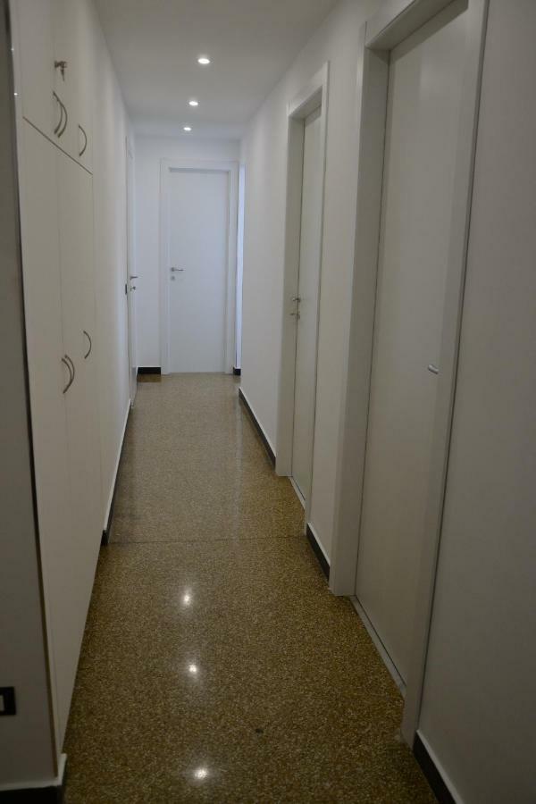 Il Nido Di Quarto Con Park Auto Macchine Piccole Segmento B เจนัว ภายนอก รูปภาพ
